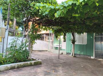 Casa de 2 quartos, Porto Alegre · Casa mista com 2 dormitórios e edícula, no Jardim Itú, Poa