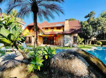 Casa · 800m² · 4 Quartos · 14 Vagas · Casa A Venda Em Ubatuba Com 4 Suítes Região Central