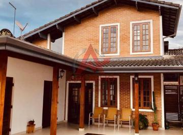 Casa · 150m² · 3 Quartos · 3 Vagas · Casa espaçosa e arejada , a venda no centro de Ubatuba - SP