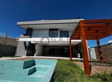 Foto 02 · Casa em Condomínio em Alphaville Nova Esplanada, Votorantim-SP: 3 quartos, 3 suítes, 2 salas, 2 banh