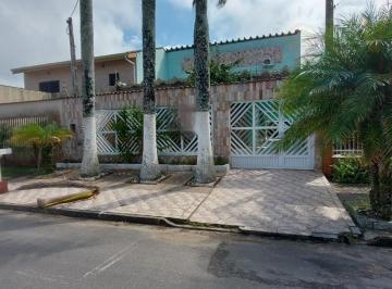 Foto 01 · Imperdível casa à venda em Itanhaém-SP, com 5 quartos, 1 suíte, 3 banheiros, 6 vagas de garagem e 27