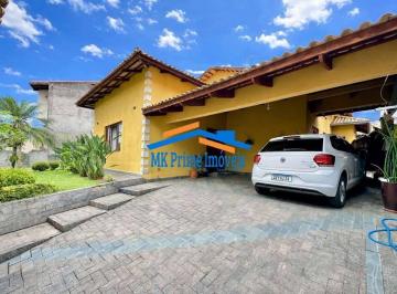 Casa · 280m² · 3 Quartos · 4 Vagas · Casa Térrea Charmosa e Integrada: Conforto e Praticidade