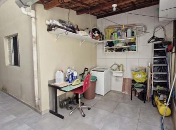 509540c9-a44c-4f04-815b-ee8fbed7ba7b · Aconchegante sobrado para venda em Vila Baruel com 6 quartos, sendo 2 suítes, 240m²