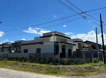 Casa · 59m² · 2 Quartos · 2 Vagas · Casa de Esquina Nova Com 02 Quartos (01 Suíte) - 900m da Praia