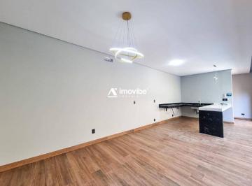 Casa · 103m² · 2 Quartos · 3 Vagas · Casa com Piscina, 2 Dormitórios sendo 1 suíte no Jaguari em Americana/SP