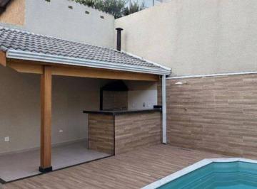 e7a54d6a3bdc88b44b2937c893392250c19c12d4 · Casa Moderna com Piscina no Jardim Paulista – Oportunidade em Atibaia!