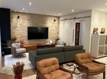 Casa de 4 quartos, São Paulo · Casa de condomínio para venda tem 224m² com 4 suítes em Campo Belo - São Paulo - SP