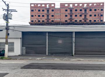 Comercial · 300m² · 8 Vagas · Galpão na Avenida dos Bandeirantes, N. 1086 • 300 m²