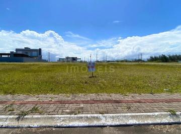 Terreno com Excelente Profundidade no Loteamento Esmeralda – Posição Solar Leste · Terreno a Beira Mar no Loteamento Esmeralda – Posição Solar Leste