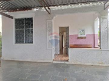 Casa · 214m² · 6 Quartos · 2 Vagas · Duas casas no mesmo terreno em Campo Grande - RJ