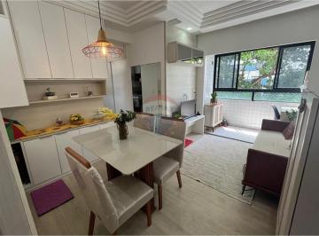Apartamento · 50m² · 2 Quartos · Lar Perfeito em Boa Viagem: Aconchego e Conveniência