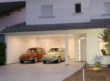 Casa · 450m² · 4 Quartos · 4 Vagas · Casa Alto Padrão na Aldeia da Serra com 4 Suítes, Piscina e 450m²