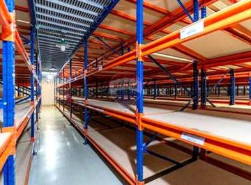 Comercial , Brasília · Prédio com salas para escritório, câmera fria, estoque 1991 m² em Águas Claras