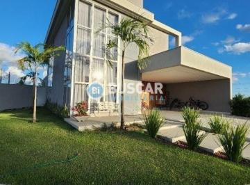 Casa · 358m² · 4 Quartos · 4 Vagas · Casa 04 Dorm. em Sim - Feira de Santana, BA