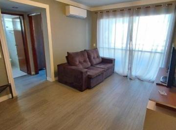 Apartamento · 91m² · 3 Quartos · Apartamento Enseada Tortuga Reformado