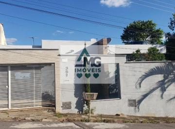 Imagem 1 · Casa para venda em Centro, Três Corações