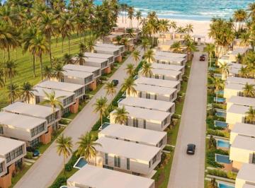 Casa de 5 quartos, Litoral Norte Alagoano · Casas à beira-mar, onde o luxo é medido em bem-estar, liberdade e natureza exuberante.