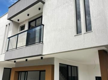 Foto 01 · Excelente oportunidade! Casa em condomínio com 3 quartos e 3 suítes no bairro Ipitanga, Lauro de Fre