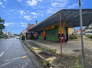 Comercial · 150m² · Excelente loja para alugar em frente à PUC Betim e ao Colégio Santa Maria.