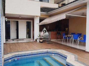 Casa · 200m² · 4 Quartos · 1 Vaga · Casa de 4 quartos 3 suítes no Recreio dos Bandeirantes Terra Americas
