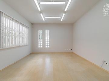 Comercial · 480m² · Casa Comercial, 10 Salas, 02 Vagas, São Francisco, Curitiba.