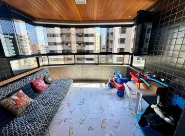Apartamento · 145m² · 3 Quartos · 2 Vagas · Apartamento com 3 Suítes com Varanda à venda na Ponta Verde no Edifício Zildete Britto