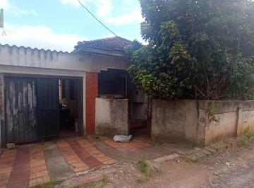 Casa · 50m² · 2 Quartos · 1 Vaga · Casa com 2 dormitórios no bairro Glória