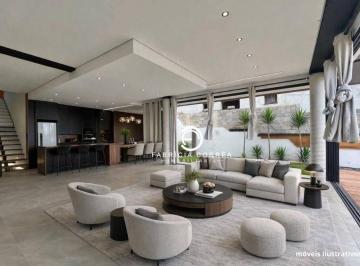 427607800734d6188d6e1459845bddbf76cf2dd8 · Casa moderna com piscina, energia solar e tecnologia integrada!