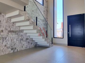 Casa · 230m² · 3 Quartos · 4 Vagas · Sobrado alto padrão de 3 suítes no Jardins Capri para venda Condomínio FGR