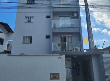 Apartamento · 70m² · 2 Quartos · 1 Vaga · Amplo 2 Quartos com Sacada, Churrasqueira e Móveis Sob Medida – 4º Andar