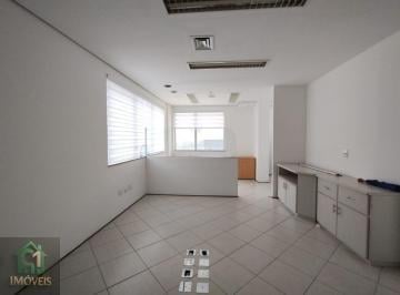 Comercial · 70m² · 4 Quartos · 2 Vagas · Lapa / Água Branca - sala / conjunto comercial pronta para uso