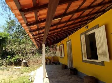 Rural · 3010m² · 2 Quartos · 6 Vagas · Chácara de Porteira Fechada, bem localizada, próxima ao comércio!