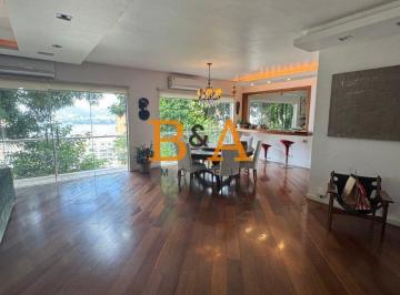 Casa · 440m² · 4 Quartos · 4 Vagas · Casa quadriplex na Lagoa - 440 m² de espaço e exclusividade
