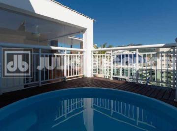 Apartamento · 130m² · 3 Quartos · 2 Vagas · Recreio dos Bandeirantes 2 quartos(suíte) 2 vagas portaria 24 horas
