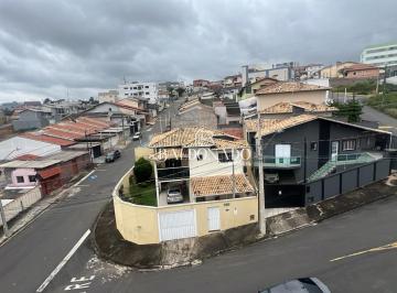 Casa · 150m² · 3 Quartos · 4 Vagas · CASA À VENDA EM EXTREMA MG DA FINANCIAMENTO TEM ESCRITURA