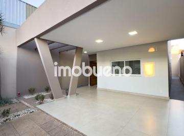 0gtmdva2othjzdmymmfmn2u3_md · Casa na Formosinha com 3 quartos, sendo 2 suítes com closet e armário planejado.