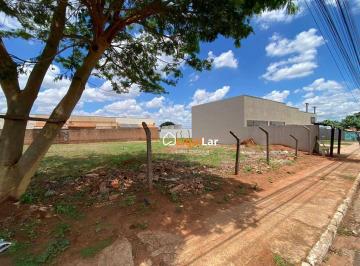 15806d206831c781b00d949568c1ac24412e77c4 · Terreno à venda com 360m², no asfalto, localizado próximo ao Atacadão