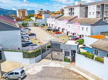 Casa · 68m² · 2 Quartos · 2 Vagas · Casa em Condomínio Fechado com lazer completo.