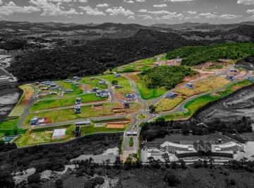 Terreno · 300m² · Terreno plano 300m² com vista no Condomínio Portal Lamis — Natureza e Sustentabilidade