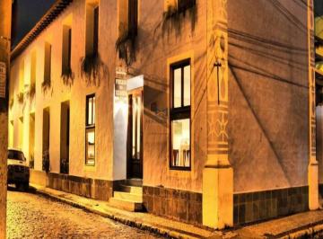 Casa · 18 Quartos · Casa à venda - no Centro