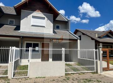 Foto 01 · Casa para Alugar no Bairro Germânia Nova Petrópolis | 2 Suítes e Jardim Privativo | 109m² Construído