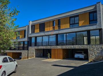 Casa · 172m² · 3 Quartos · Casa à venda - no Bom Retiro