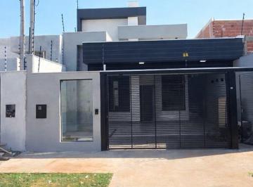 Casa · 3 Quartos · 3 Vagas · 
                                CASA COM 1 SUÍTE E DOIS QUARTOS NO JARDIM ORIENTAL EM MARINGÁ - PR
