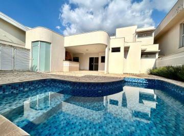 Casa · 205m² · 3 Quartos · 4 Vagas · Casa de Condomínio em Americana – 3 suítes, 4 vagas, varanda gourmet, mobiliada