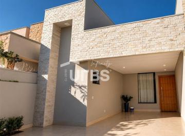 Casa · 157m² · 3 Quartos · 3 Vagas · Casa à venda no Jardim Atlântico | 3 suítes | Piscina aquecida | R$ 895.000
