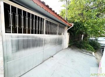 Casa · 190m² · 3 Quartos · 2 Vagas · Campo Limpo - Sobrado Jardim Ana Maria