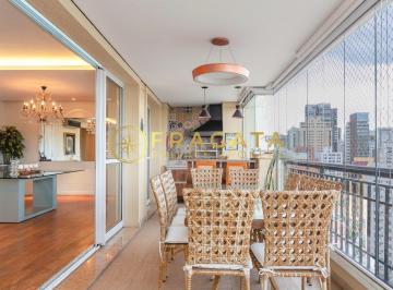 Apartamento · 206m² · 3 Quartos · 4 Vagas · Apartamento à venda com 206m² - Andar Alto e  vista livre- 3 suítes e 4 vagas - Perdizes/SP