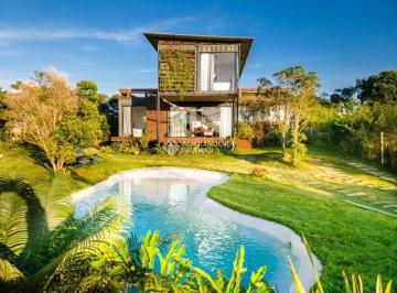 Casa · 430m² · 6 Quartos · 3 Casas com Vista para a Lagoa de Ibiraquera em Área Nobre do Arroio - Imbituba/SC