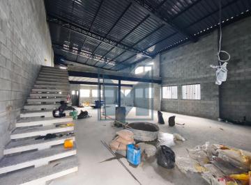 Comercial · 190m² · Galpão para Alugar no Jardim Presidente Dutra, Guarulhos, 190m²