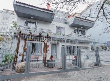 Terreno · 132m² · Suder Imobiliária vende extraordinária casa de 3 dormitórios no bairro Mont Serrat.